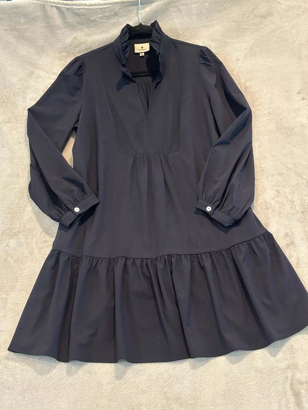 Tuckernuck Palmerston Dress Size M Black Ruffle Neck Drop Waist